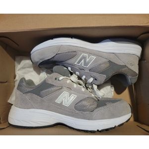 New balance kids 993 in size 4: women's 5.5